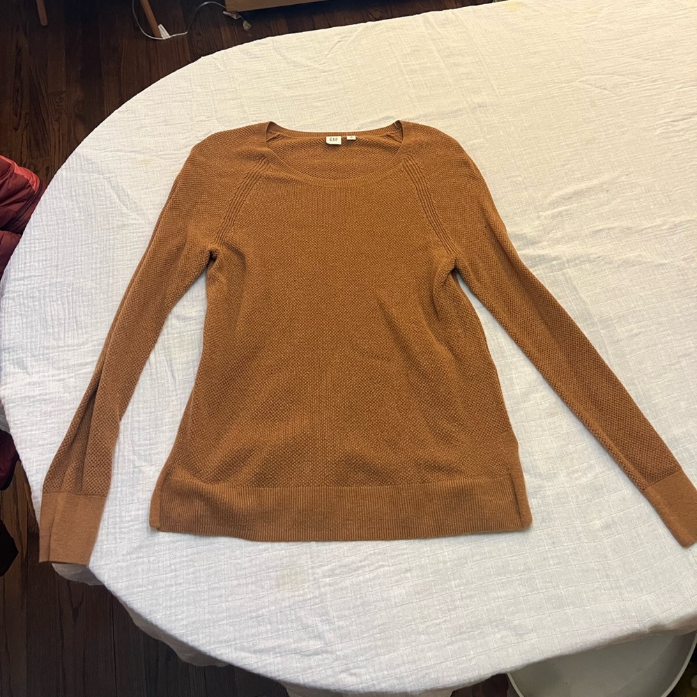 GAP Cognac Brown Crewneck Sweater
